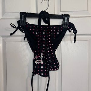 Calhoun Bikini Top and Bottom. Size XL.